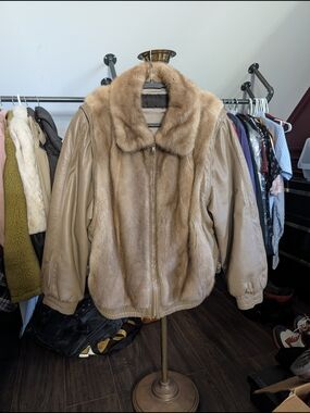 DAY FURS Real Mink & Leather Convertible Zip-off Sleeve Vest / Bomber Jacket